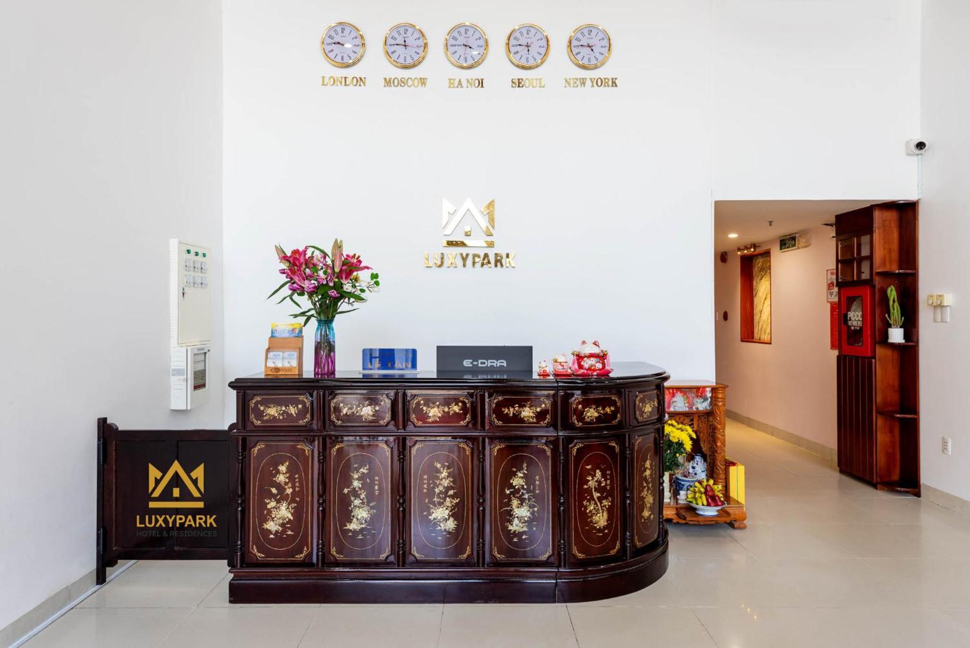 Luxy Park Hotel - Phu Quoc Centre المظهر الخارجي الصورة