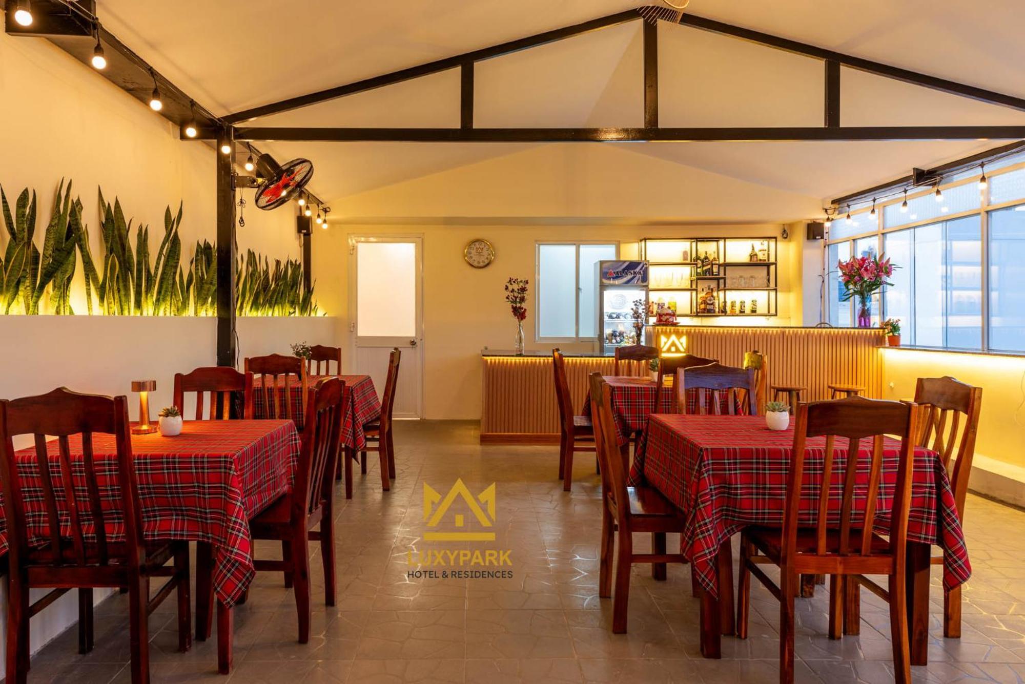 Luxy Park Hotel - Phu Quoc Centre المظهر الخارجي الصورة
