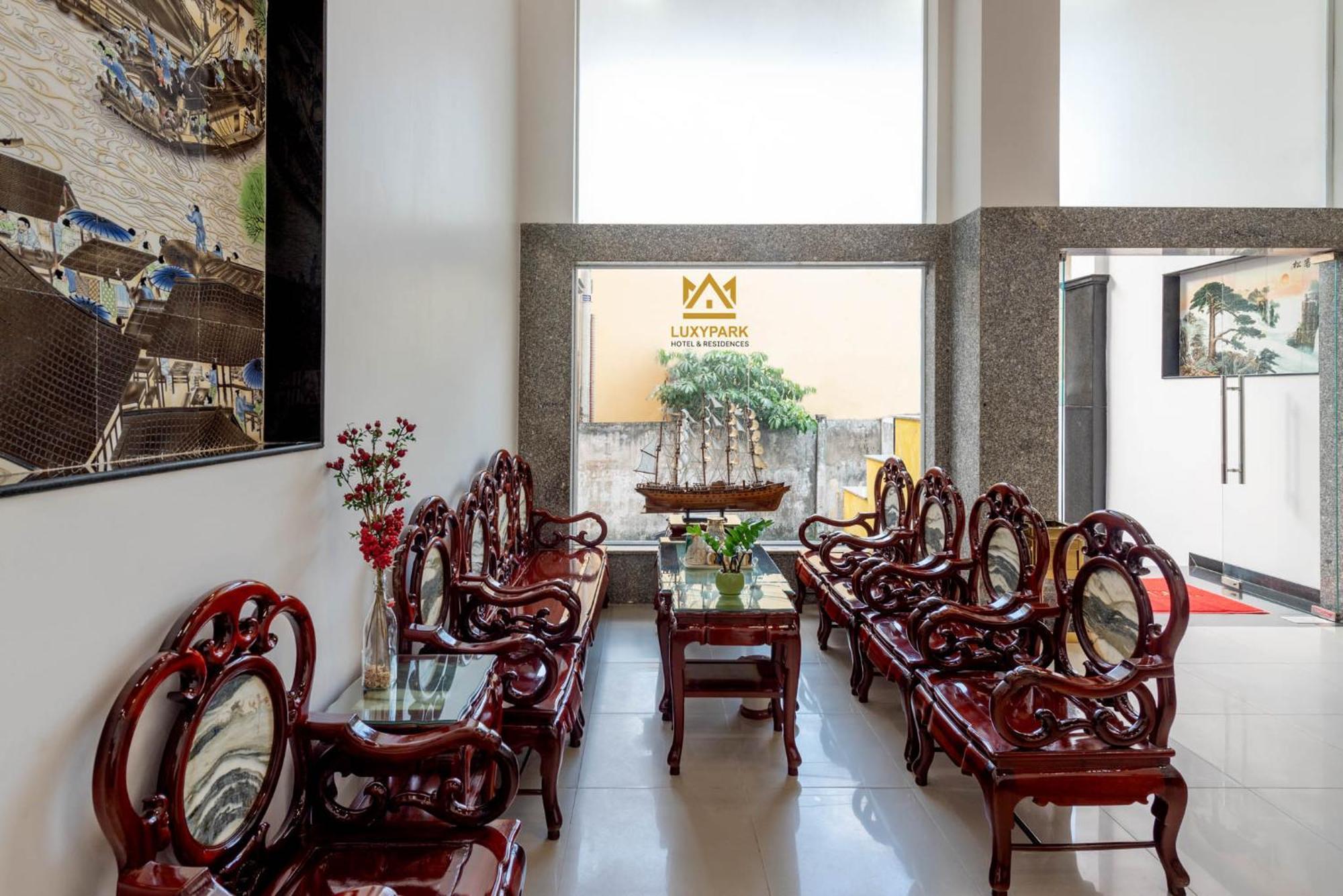 Luxy Park Hotel - Phu Quoc Centre المظهر الخارجي الصورة