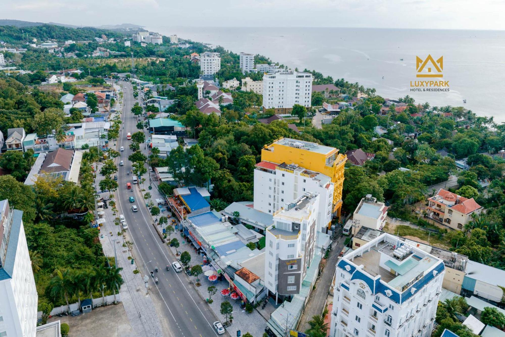 Luxy Park Hotel - Phu Quoc Centre المظهر الخارجي الصورة