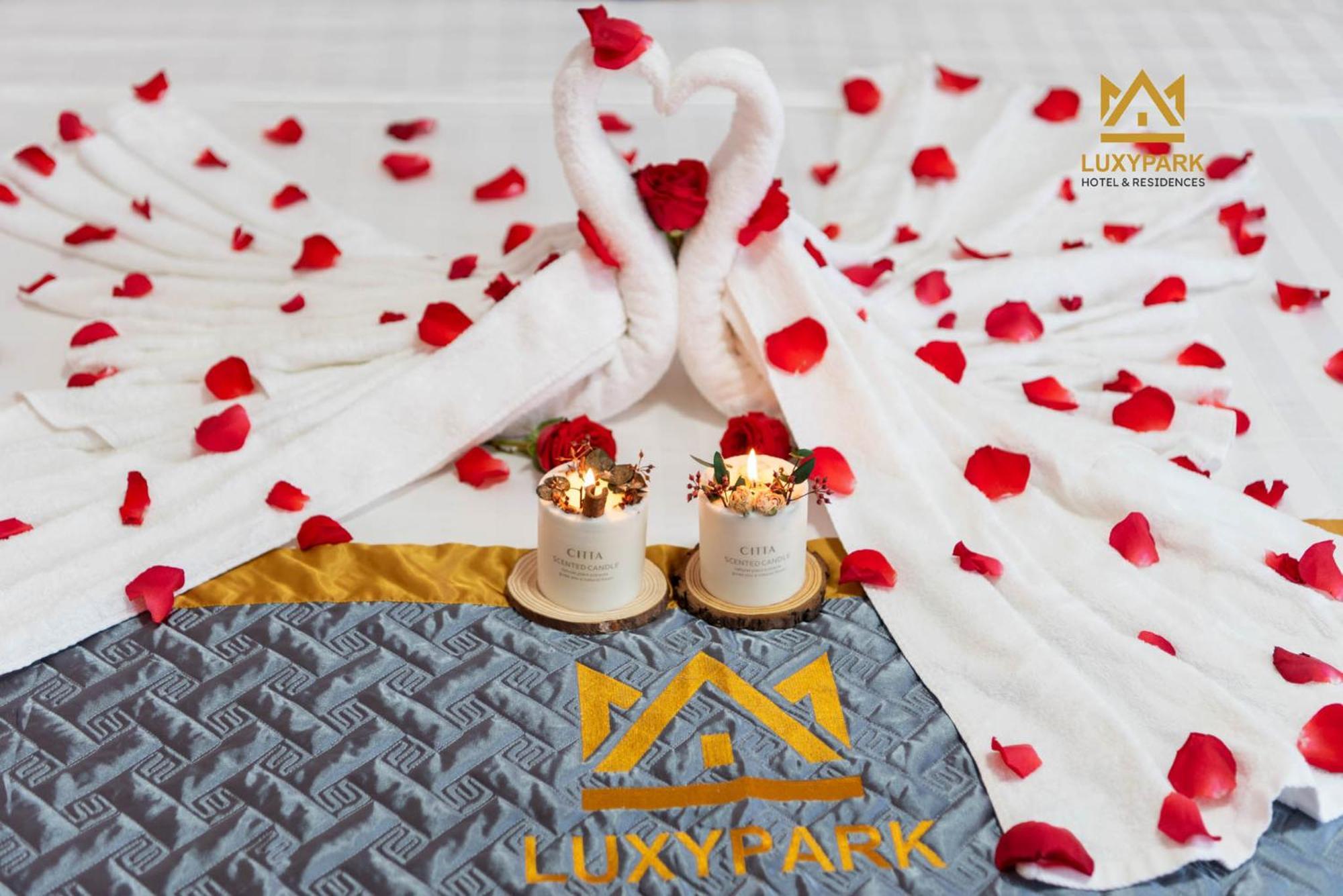Luxy Park Hotel - Phu Quoc Centre المظهر الخارجي الصورة